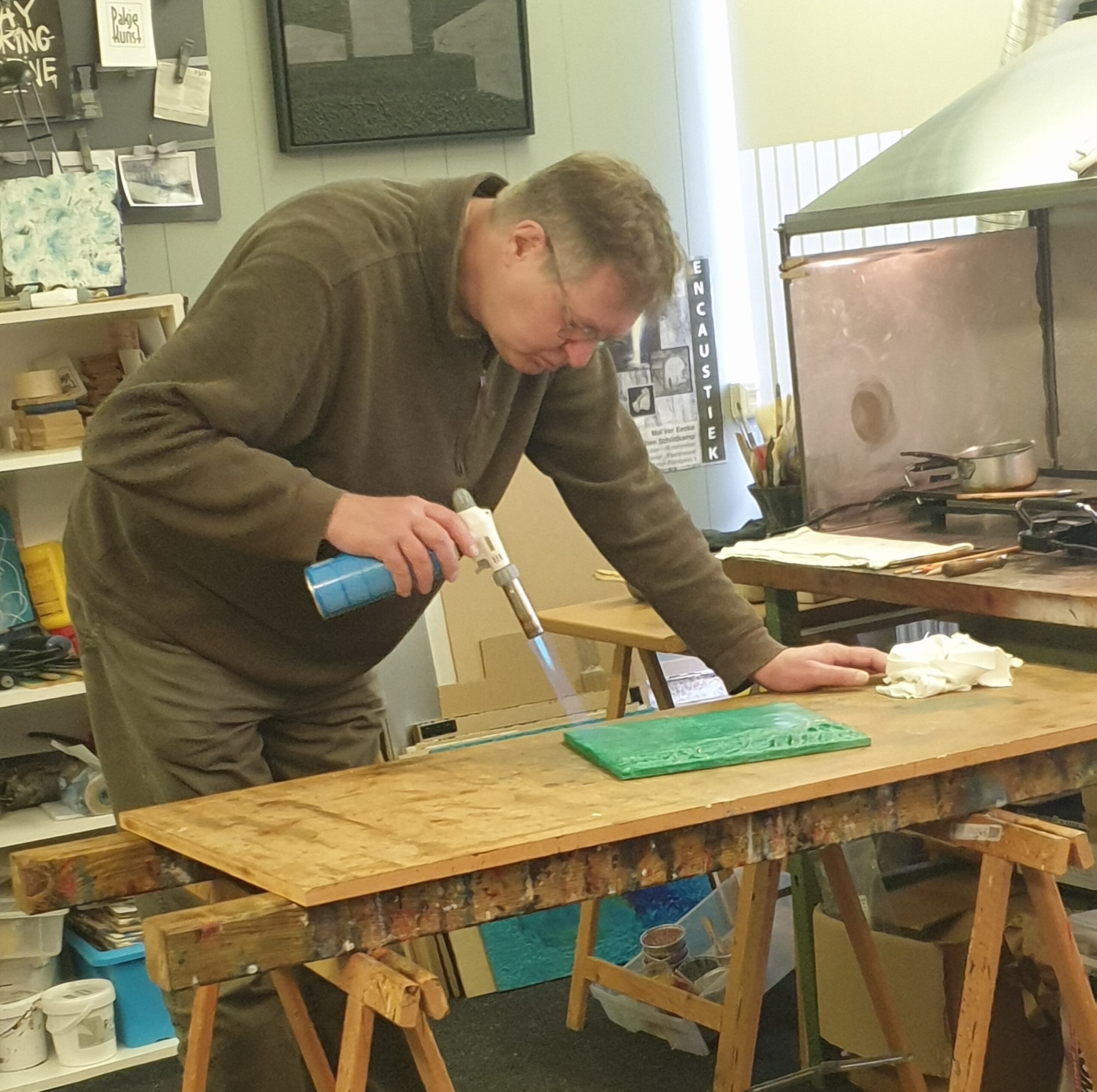 Workshop encaustiek in het atelier