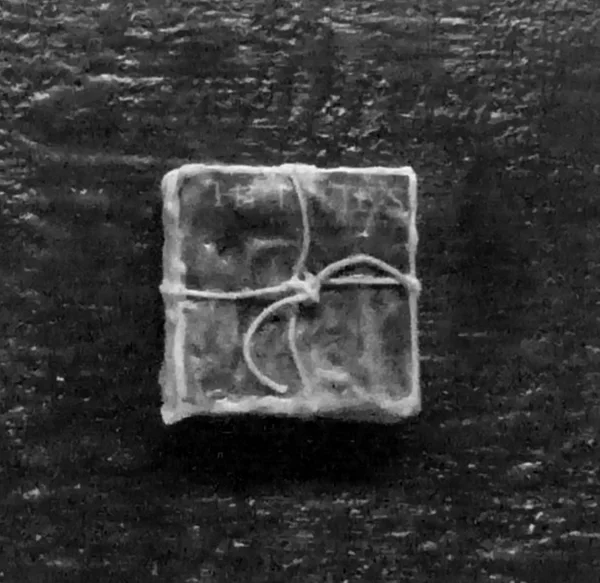 30 x 30 cm